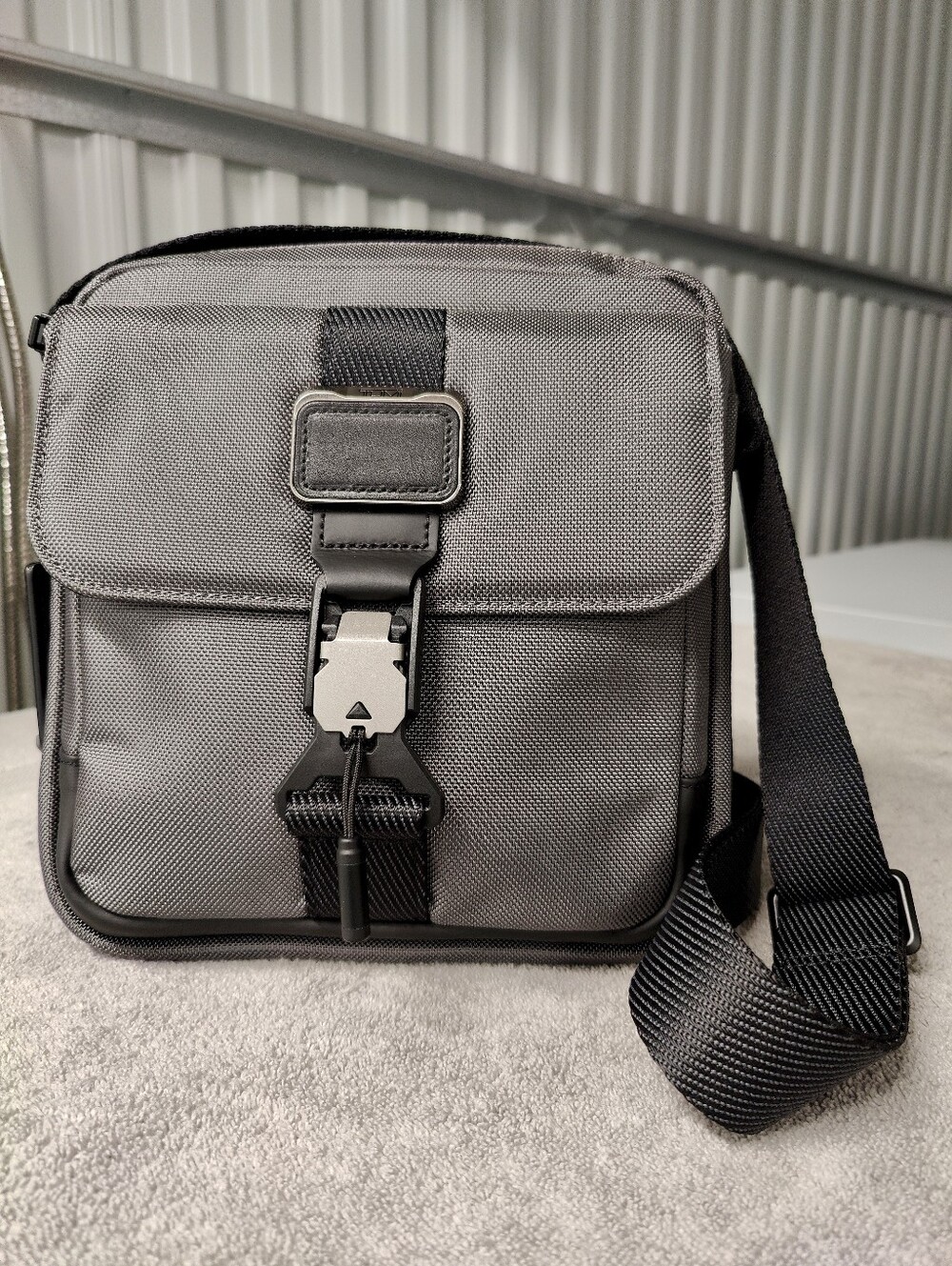 TUMI Alpha Bravo Junior Crossbody (Charcoal)